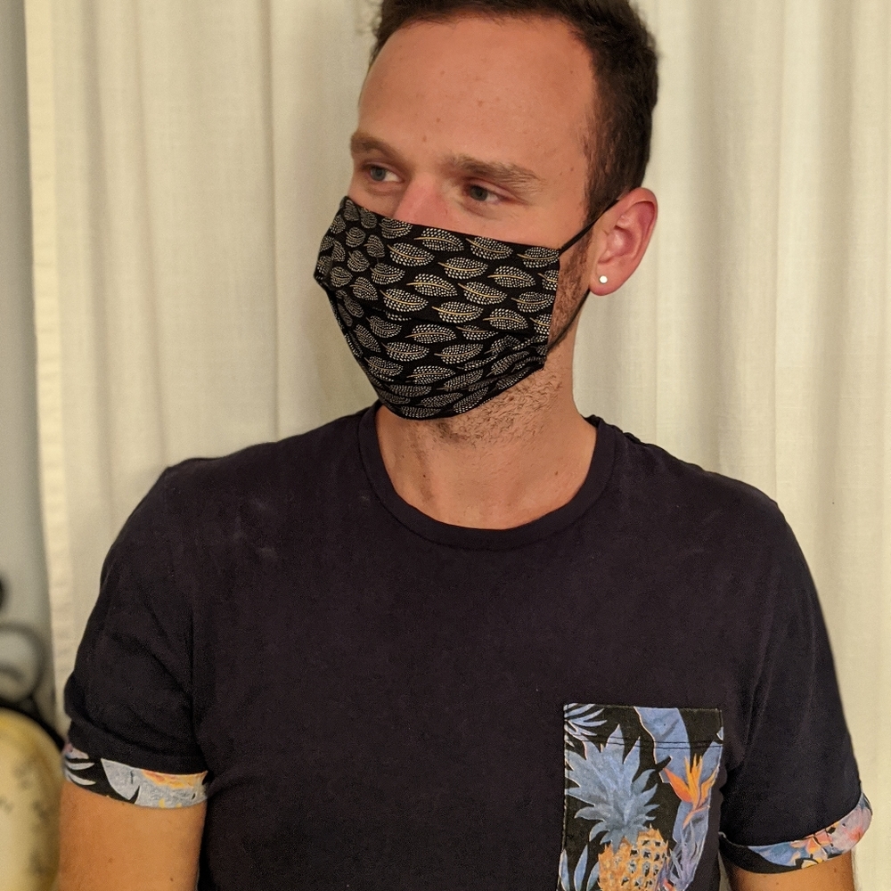 2/22$ Mix them up! Face mask - Picture 8 of 8